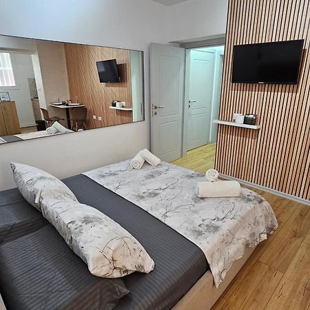Coco'S Apartment 地拉那 外观 照片